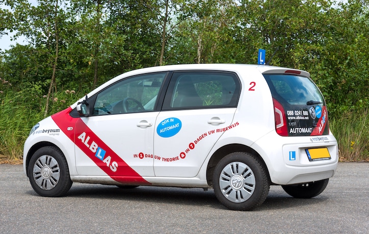 Rijles nemen | Rijschool Alblas