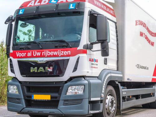 Opfriscursus vrachtwagen-rijden